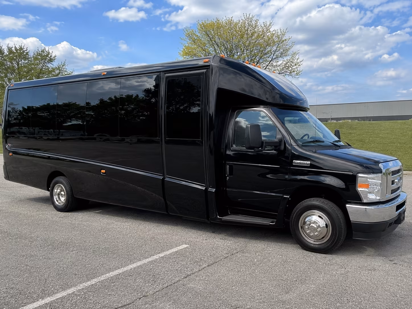 minibus rentals for corporate wine tours and team outings near palm coast